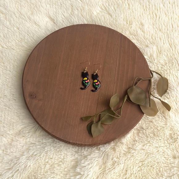 Kitty cat dangling earrings - Picture 4 of 4